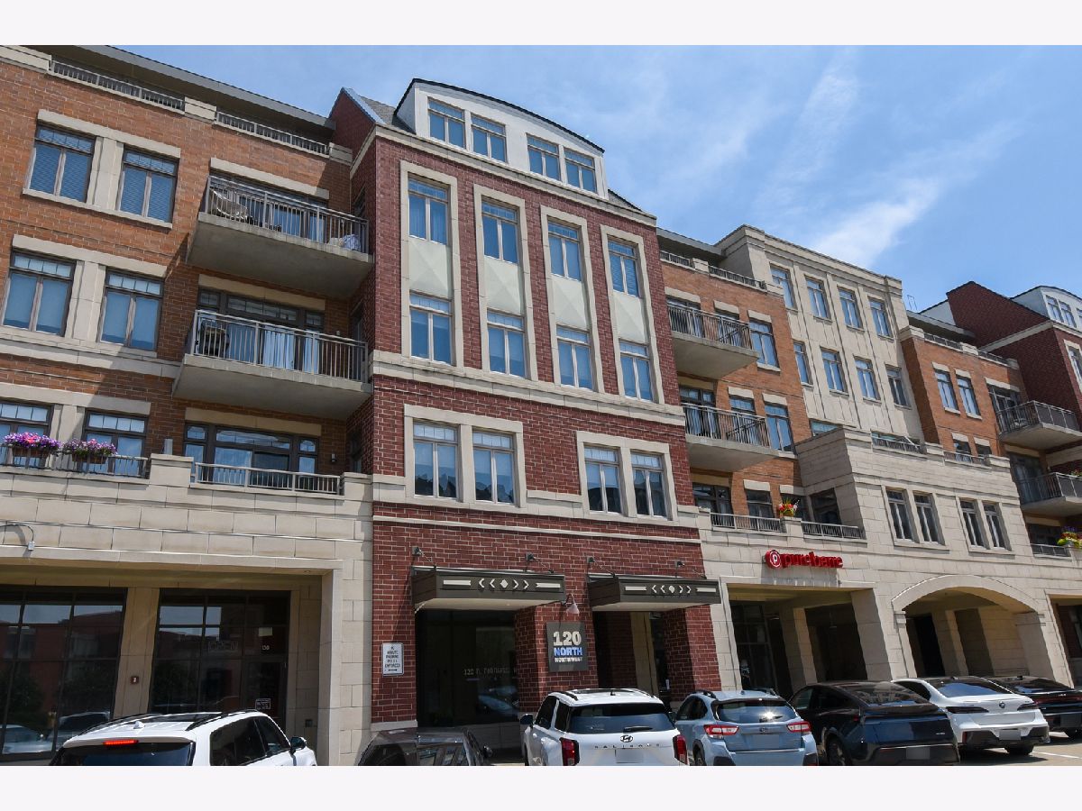  For Sale Park Ridge Illinois, 120 Northwest Highway