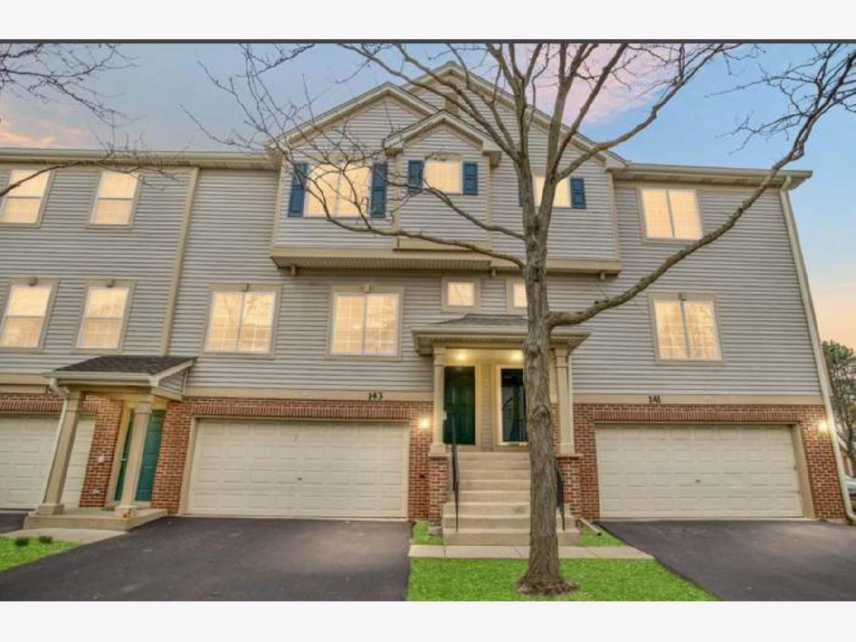  For Rent Streamwood Illinois, 143 Monarch