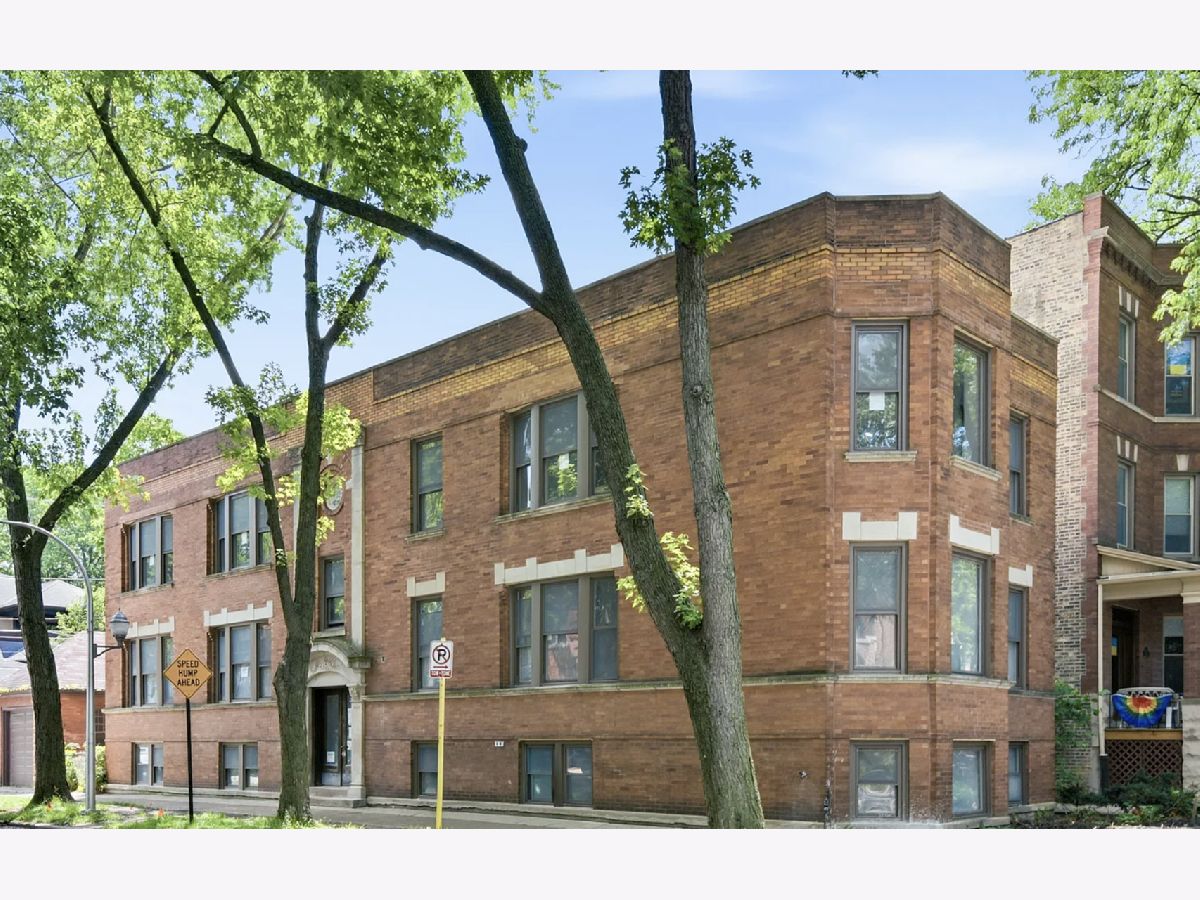  Rented Chicago Illinois, 1351 Balmoral