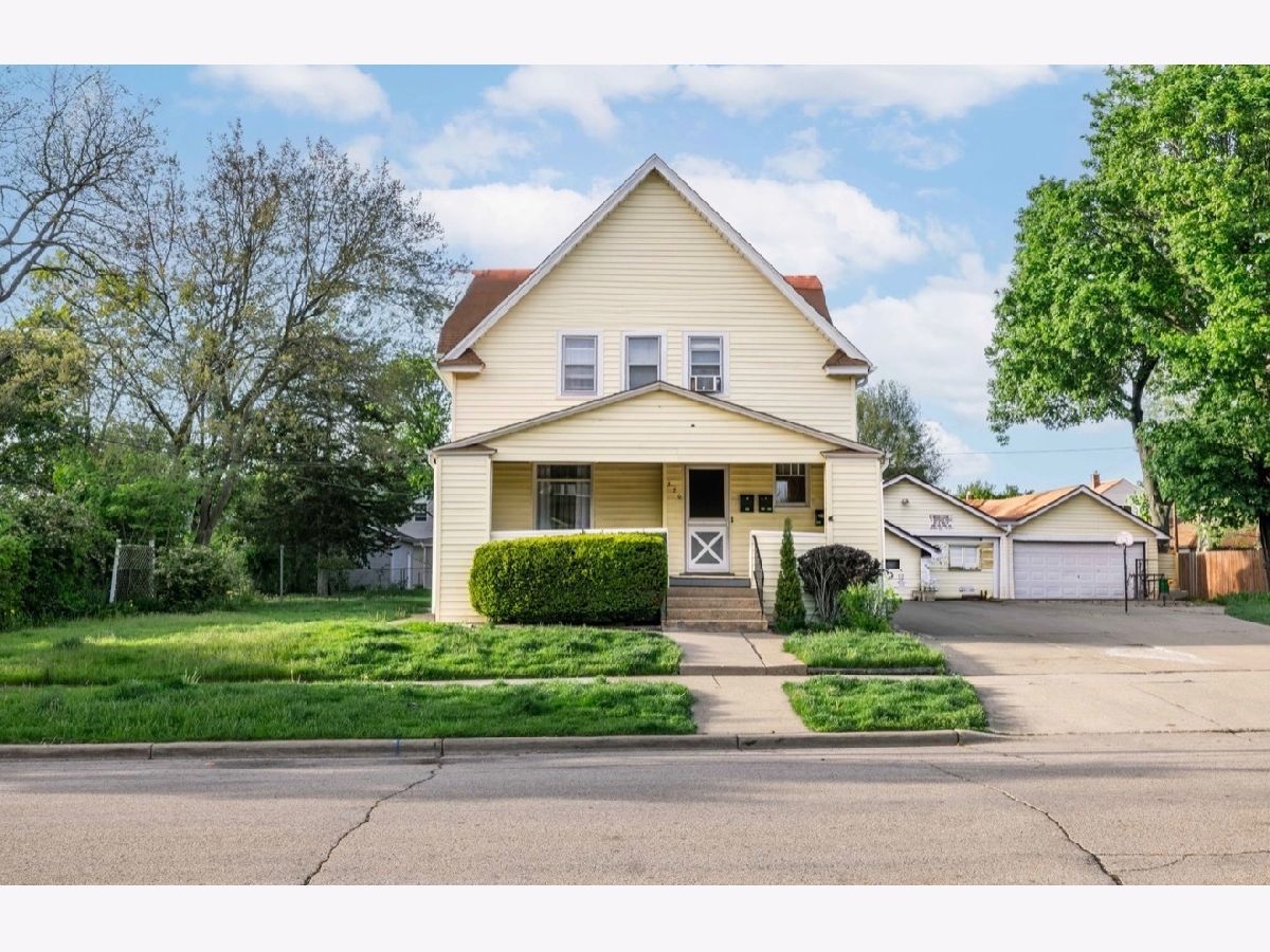  For Rent Elgin Illinois, 370 Algona