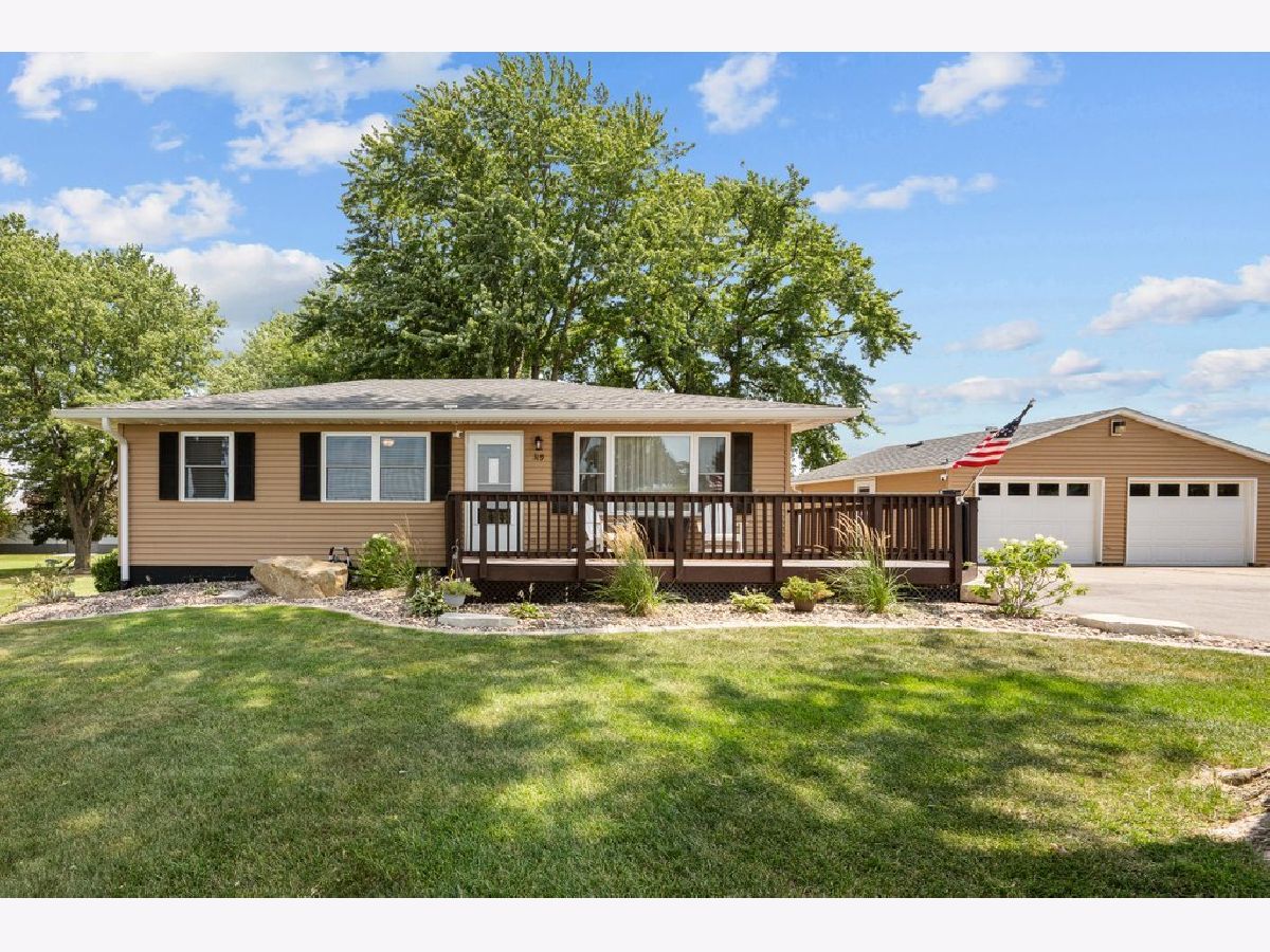  For Sale Long Grove Iowa, 319 1st Street