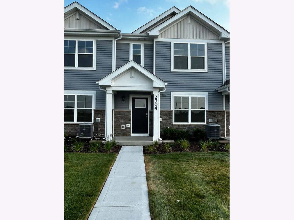  For Rent Yorkville Illinois, 2304 Noble