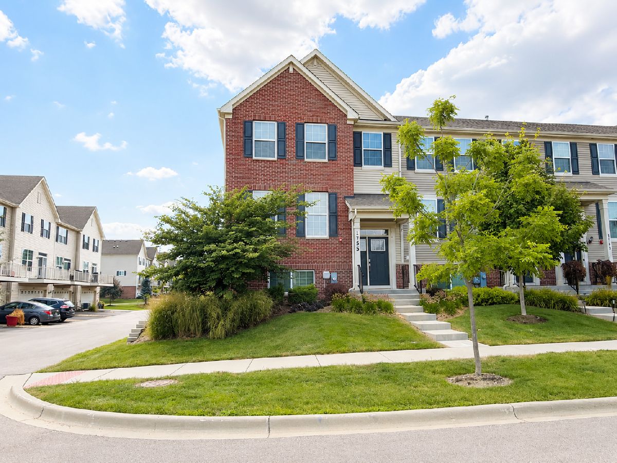 Condos & Townhomes Sold Prairie Commons Batavia Illinois, 1755 Carlstedt