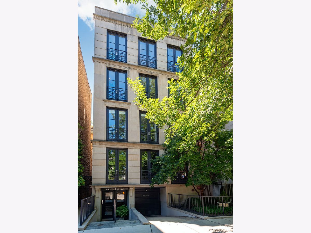  For Sale Chicago Illinois, 1418 Lasalle Drive