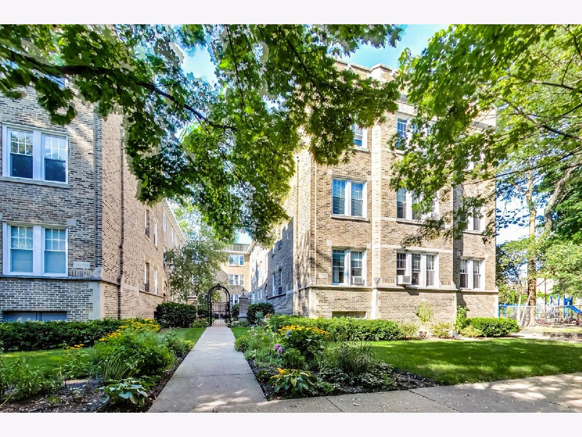  For Sale Evanston Illinois, 719 Reba Place