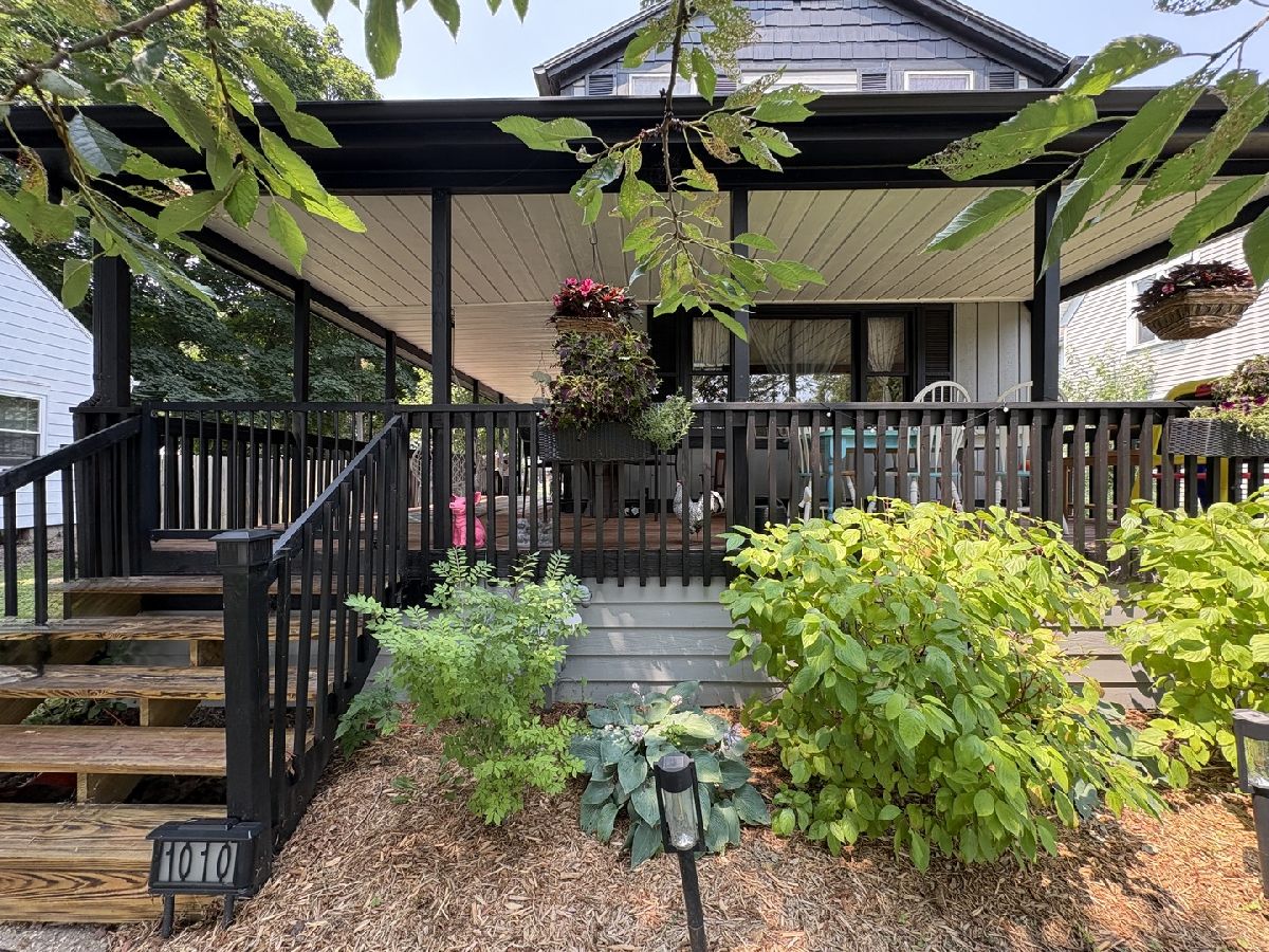  For Sale Rochelle Illinois, 1010 Lincoln Highway