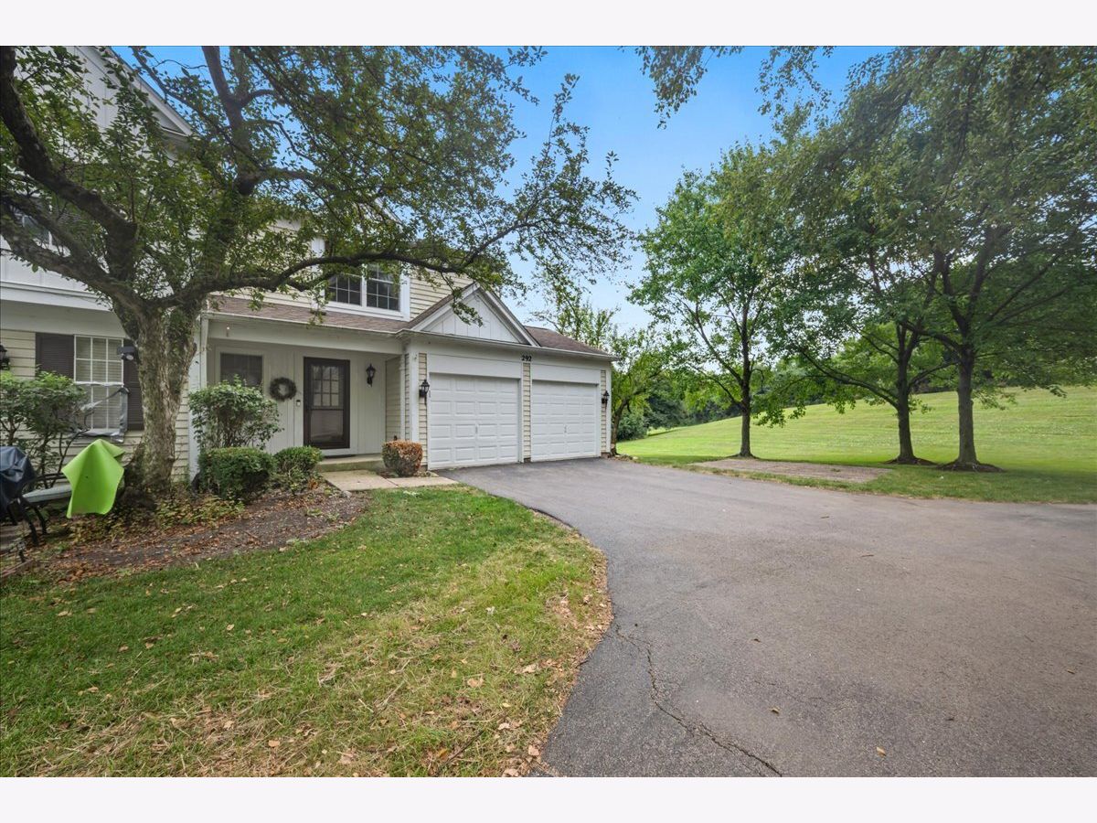  For Sale Aurora Illinois, 292 Cane Garden Circle