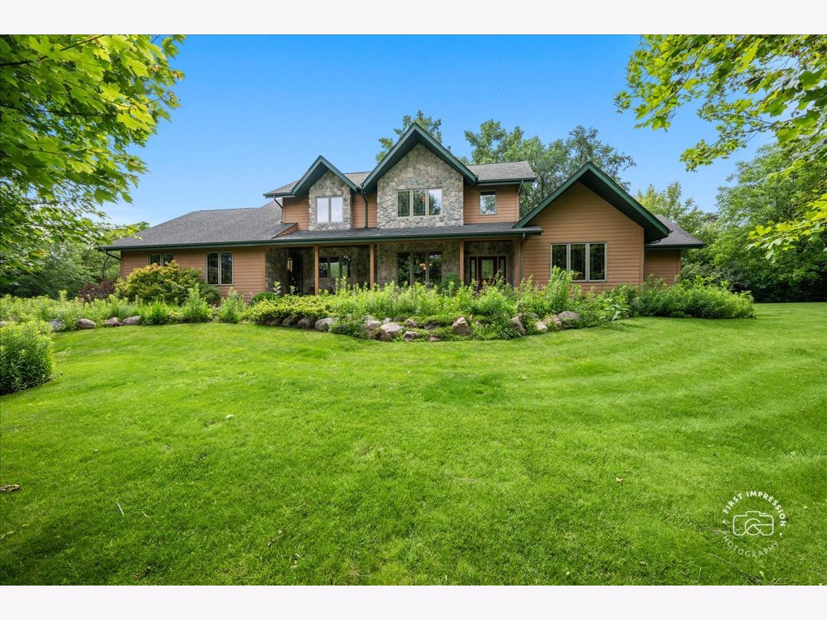 Homes Sold Woodlands Elgin Illinois, 43W211 Tall Pines