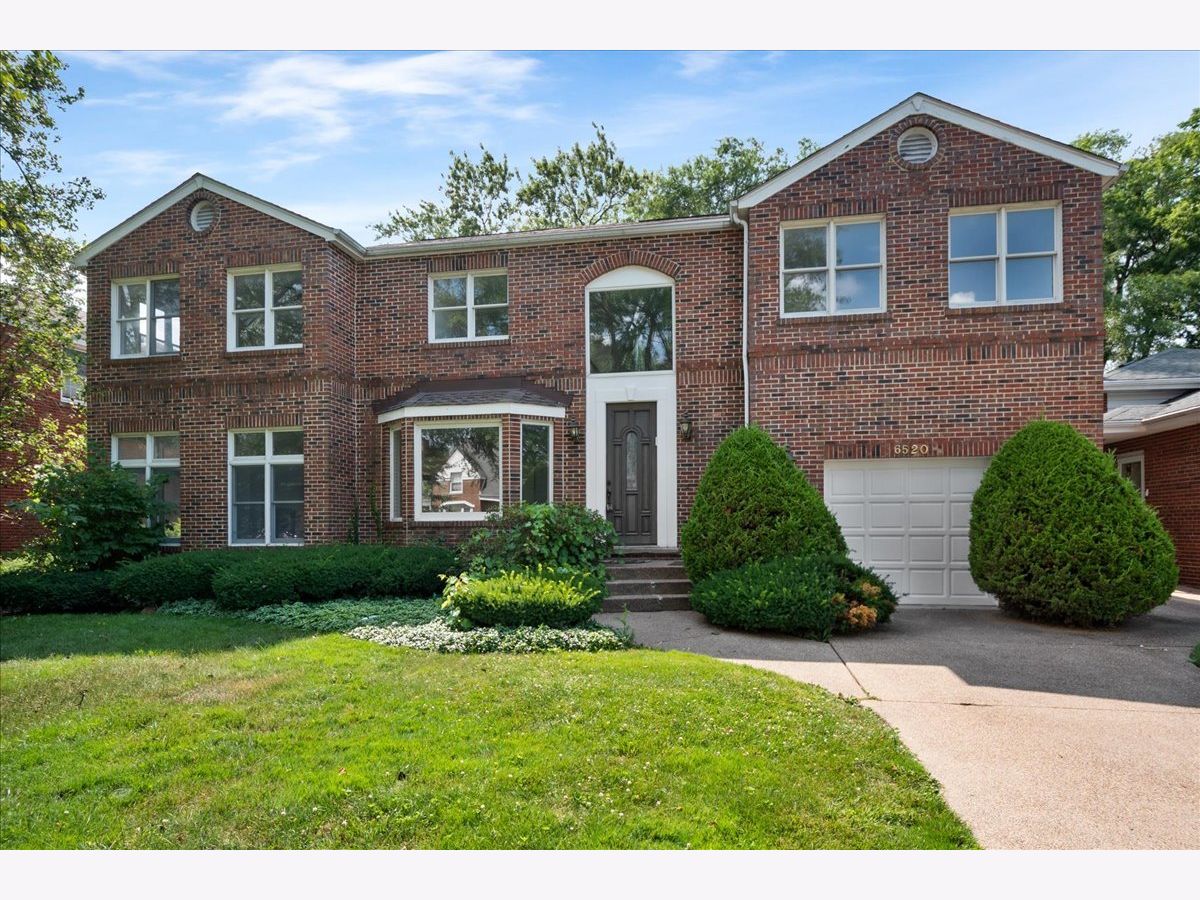  For Sale Lincolnwood Illinois, 6520 Christiana Avenue
