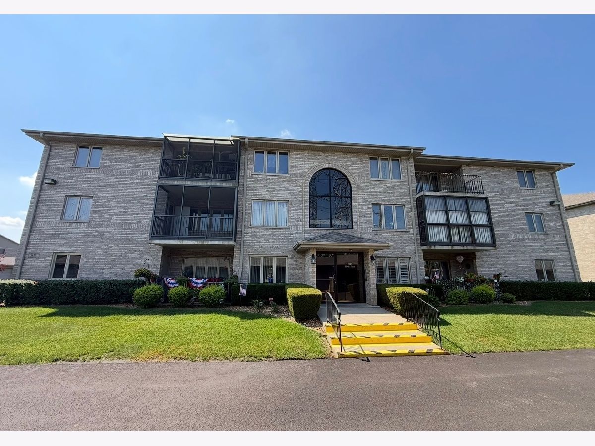  For Sale Crestwood Illinois, 5117 139th Place