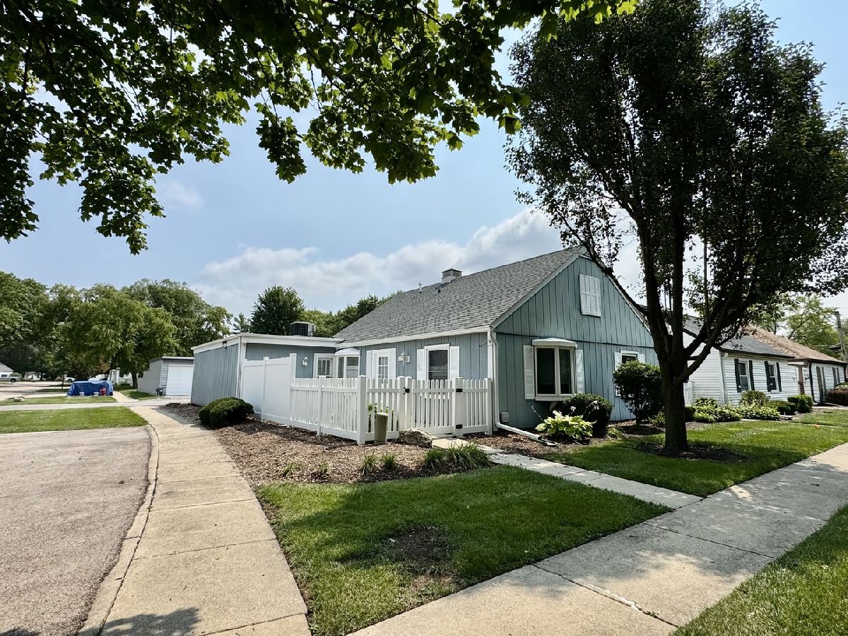  For Sale Montgomery Illinois, 119 Garden Drive