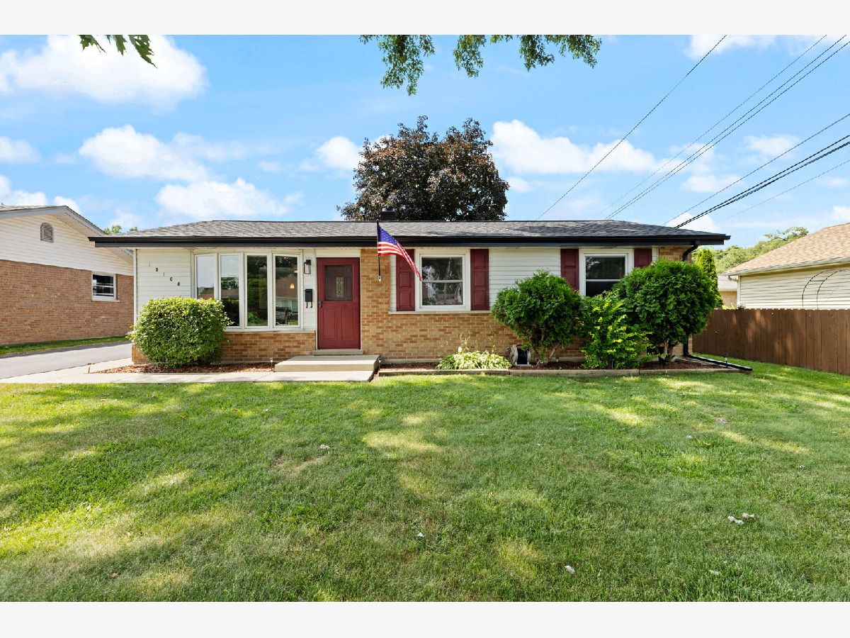  For Sale Crestwood Illinois, 13108 Fairway Drive