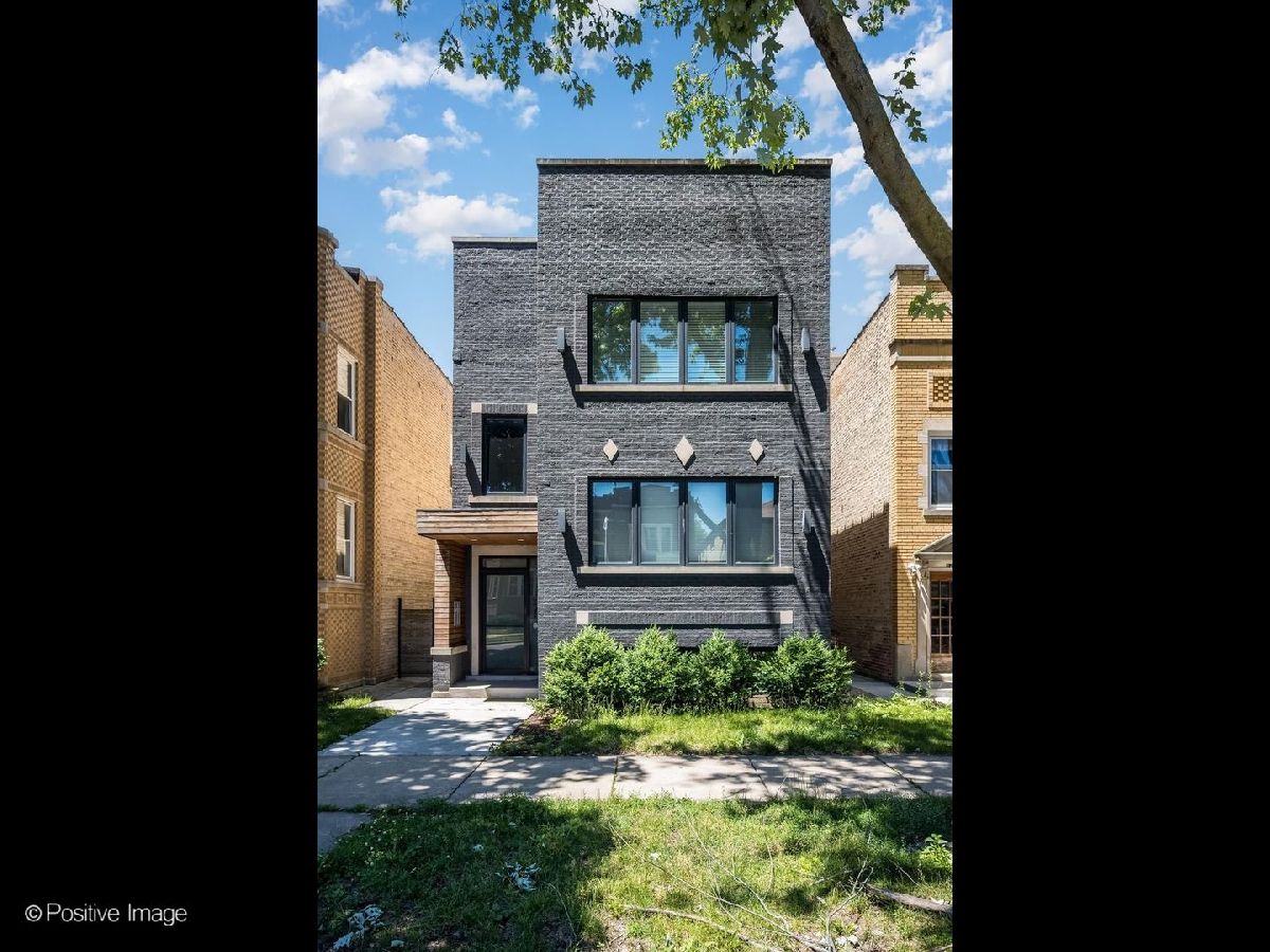  Rented Chicago Illinois, 5746 Washtenaw