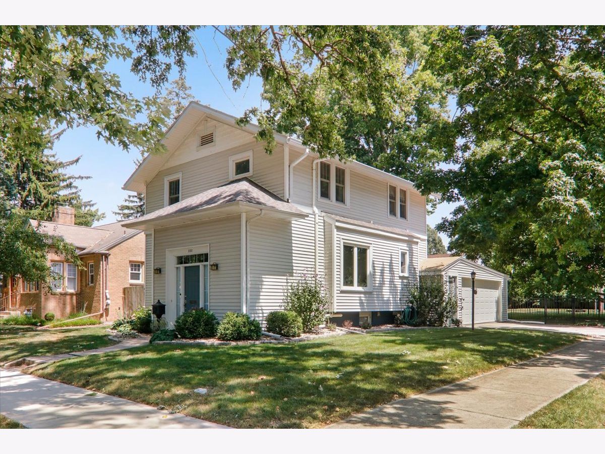  For Sale Bloomington Illinois, 222 Florence Avenue