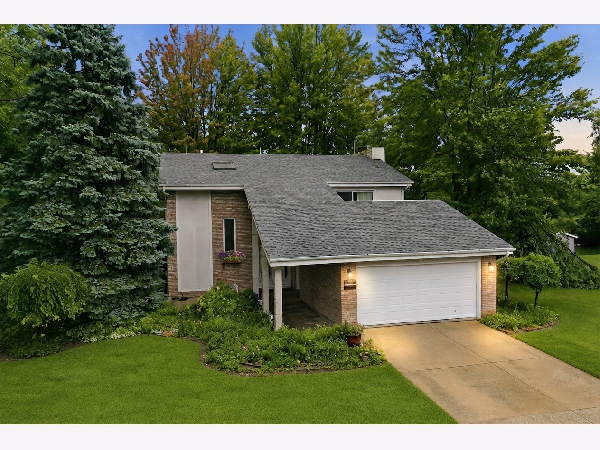  For Sale Crete Illinois, 24605 Stone Ridge Lane