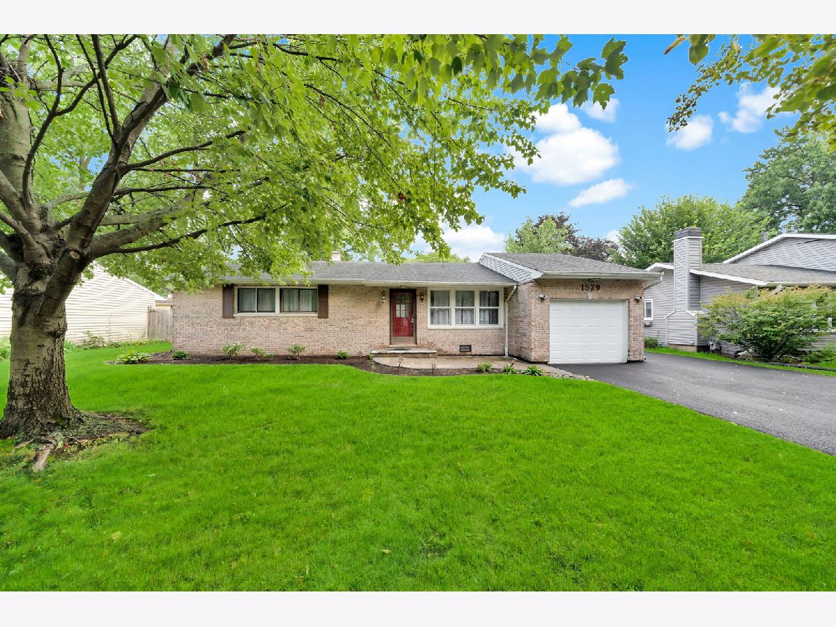  For Rent St Charles Illinois, 1529 Ronzheimer
