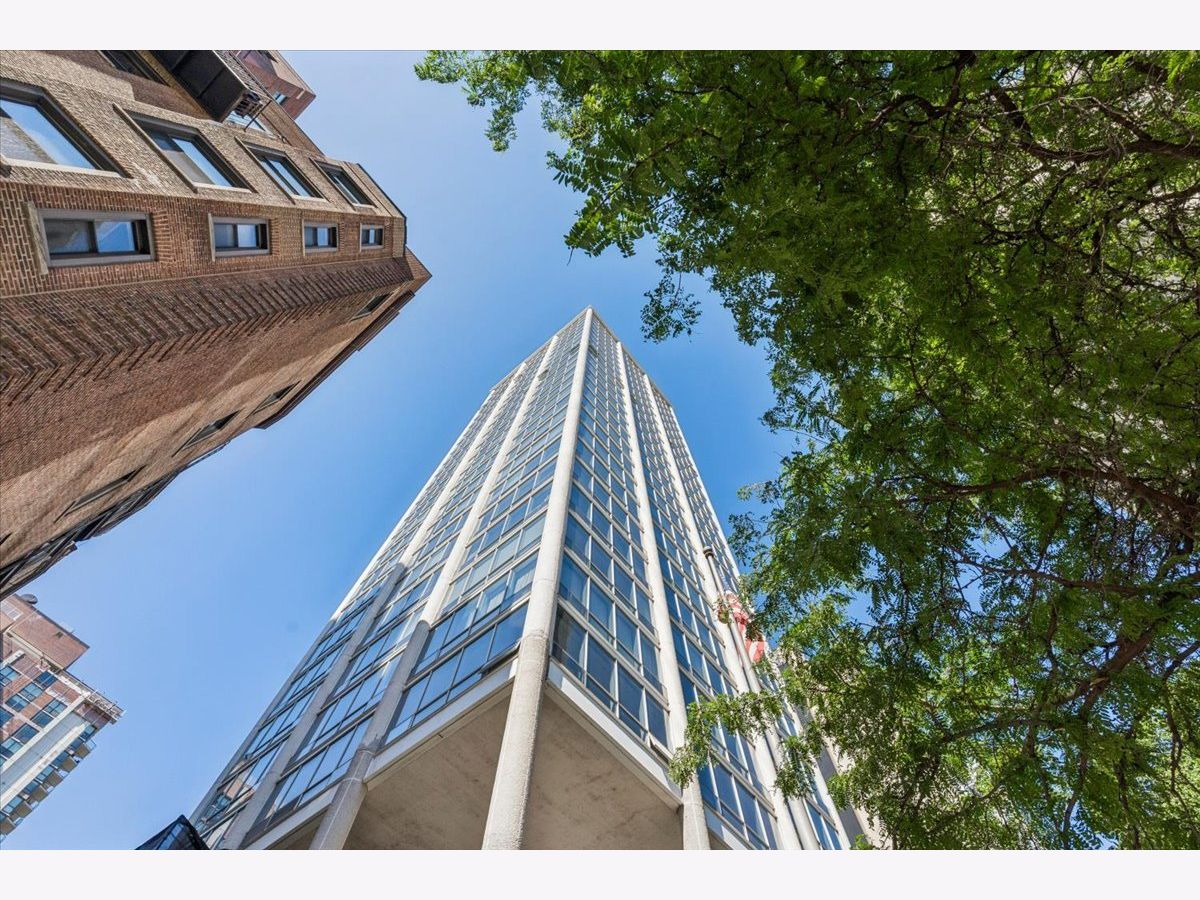  Sold Chicago Illinois, 1300 Astor