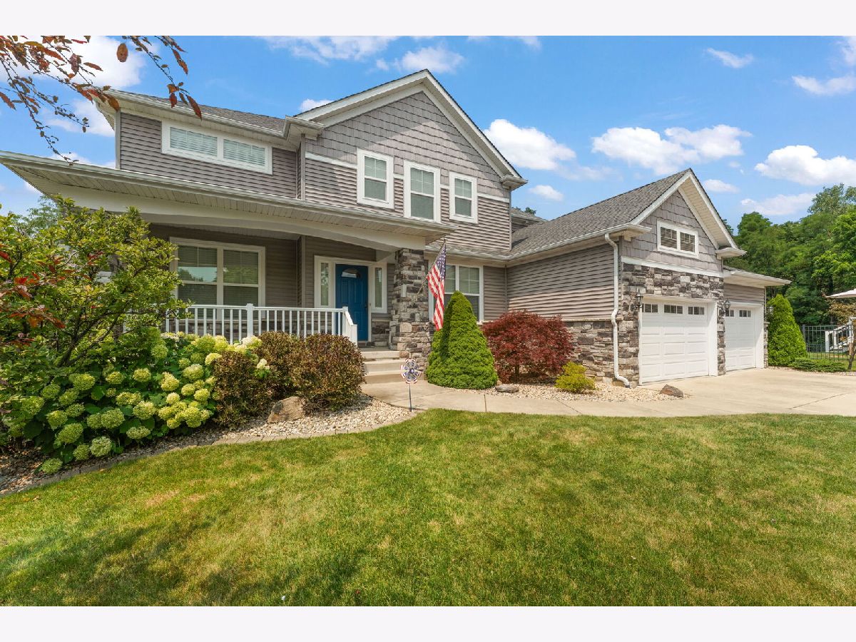  For Sale Valparaiso Indiana, 98 Muirfield Drive