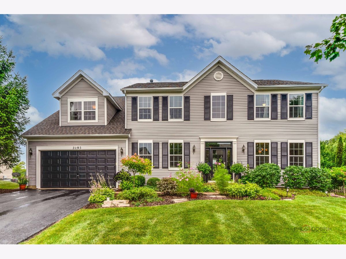 Homes & Townhomes For Sale Liberty Lakes Wauconda Illinois, 2193 Green Glade Way