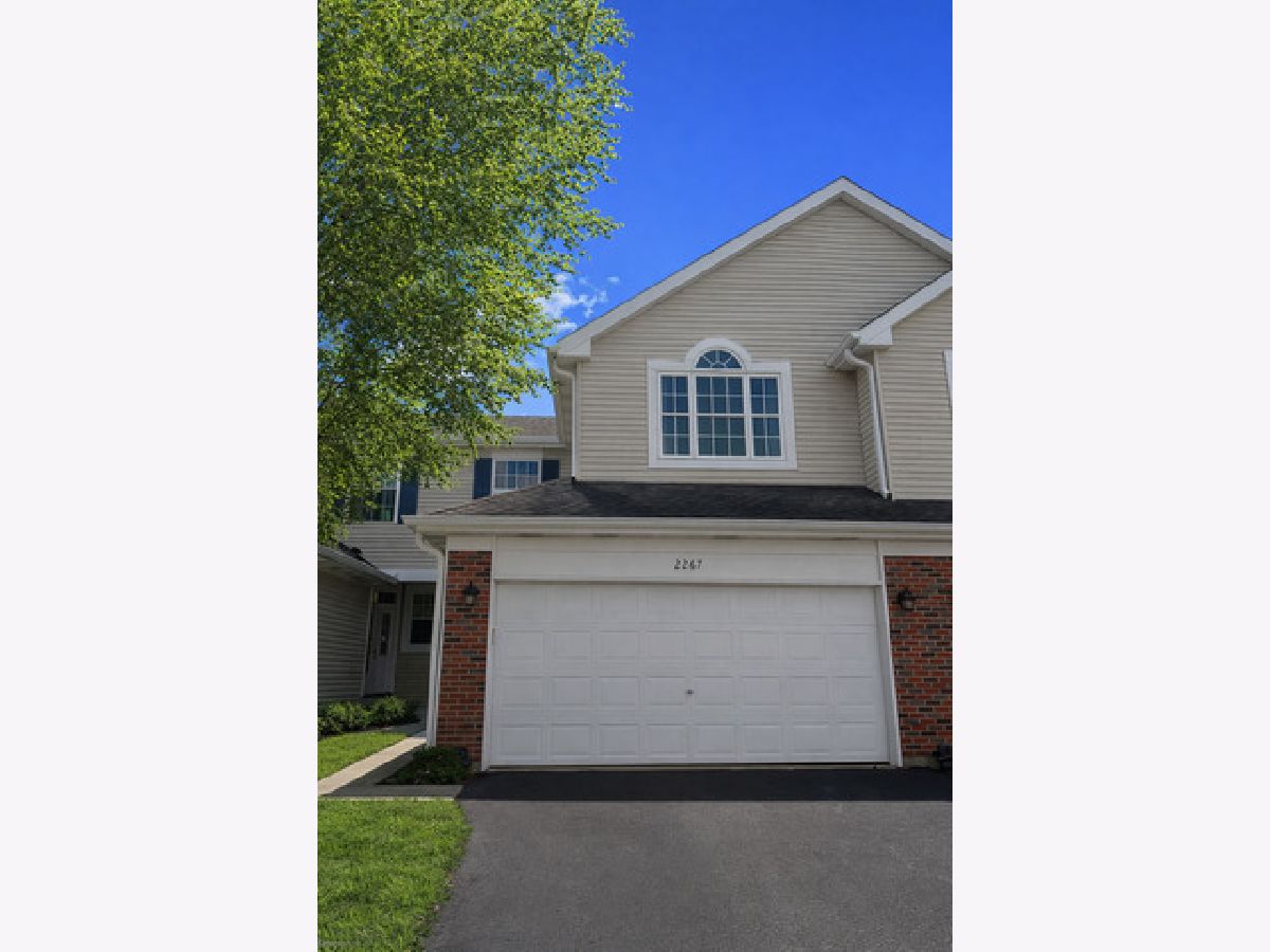  For Sale Hoffman Estates Illinois, 2267 Briar Court