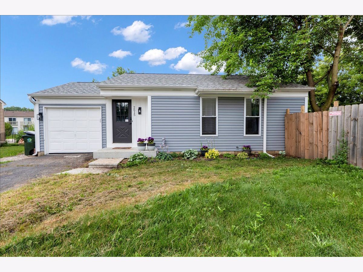  For Sale Aurora Illinois, 2615 Wheatfield Court