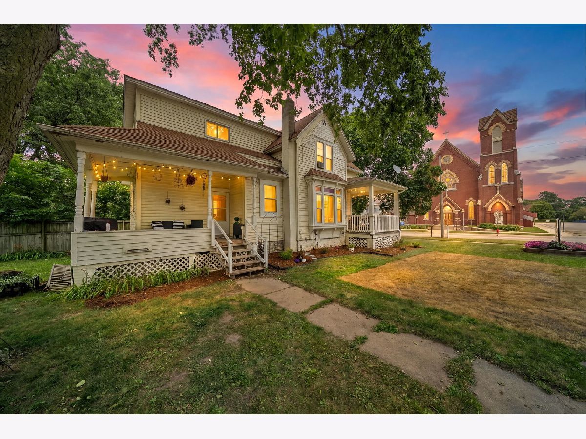  For Sale Oregon Illinois, 300 4th Street