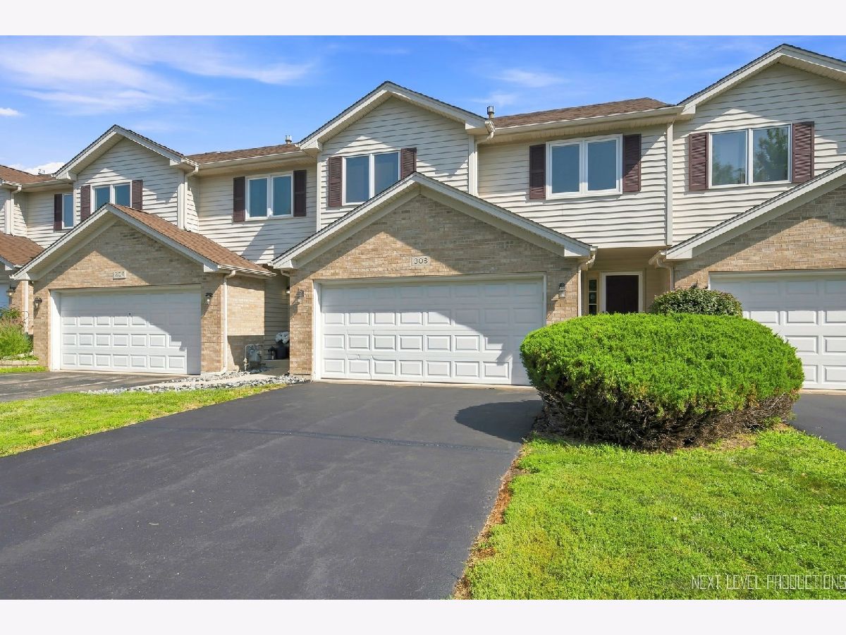 For Sale Elburn Illinois, 306 Conley Drive