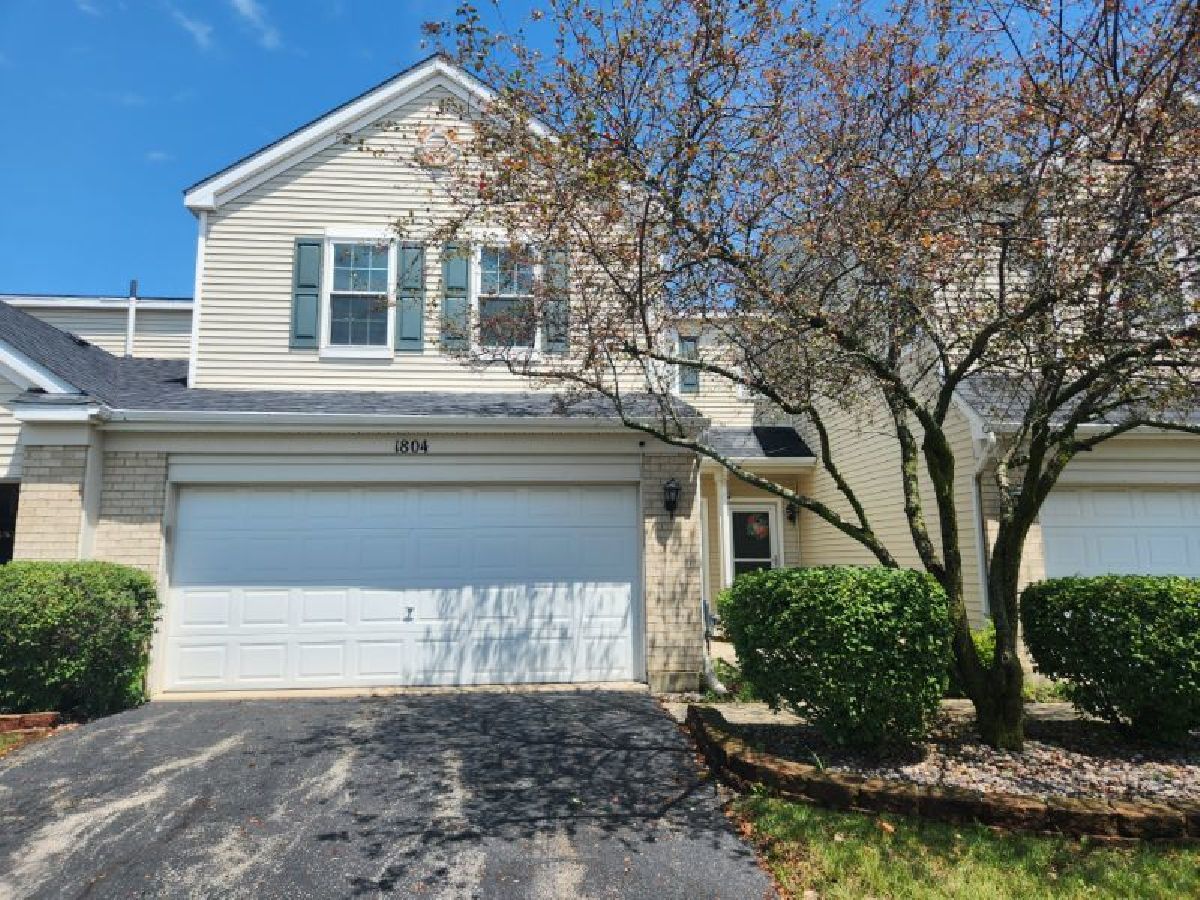  For Rent Shorewood Illinois, 1804 Parkside