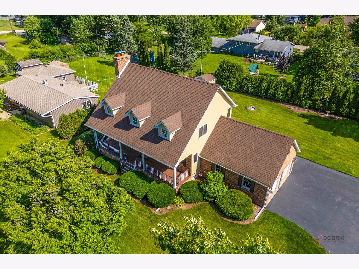  For Sale Antioch Illinois, 22205 Pineview Drive