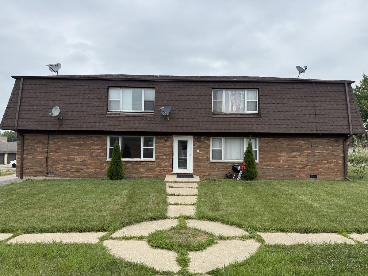  For Rent Harvard Illinois, 1020 9th