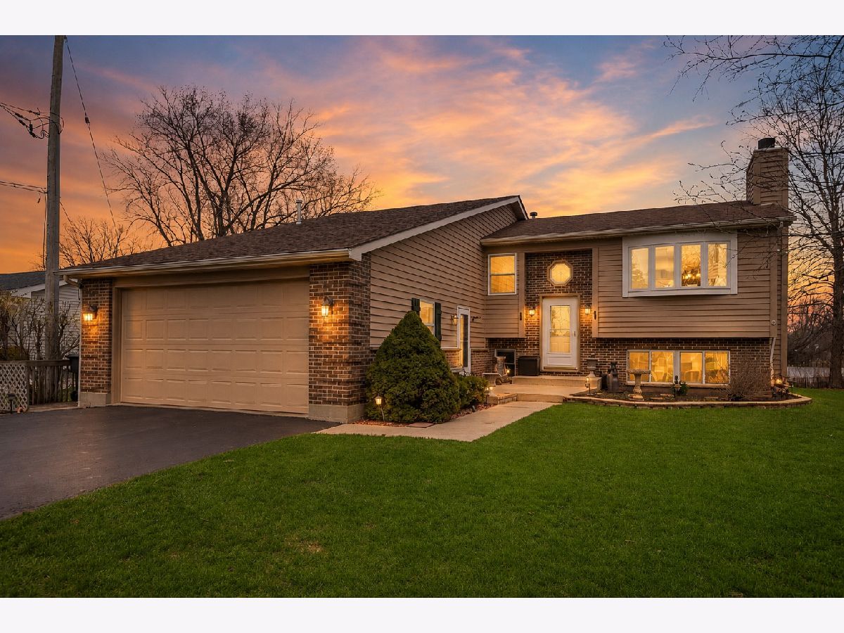  For Sale Beach Park Illinois, 12738 27th Place