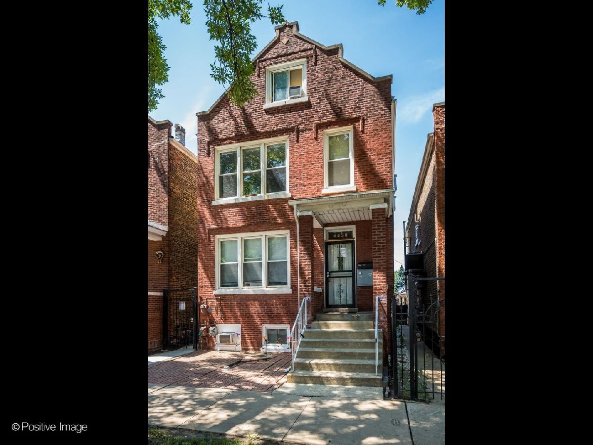  Rented Chicago Illinois, 4450 Richmond
