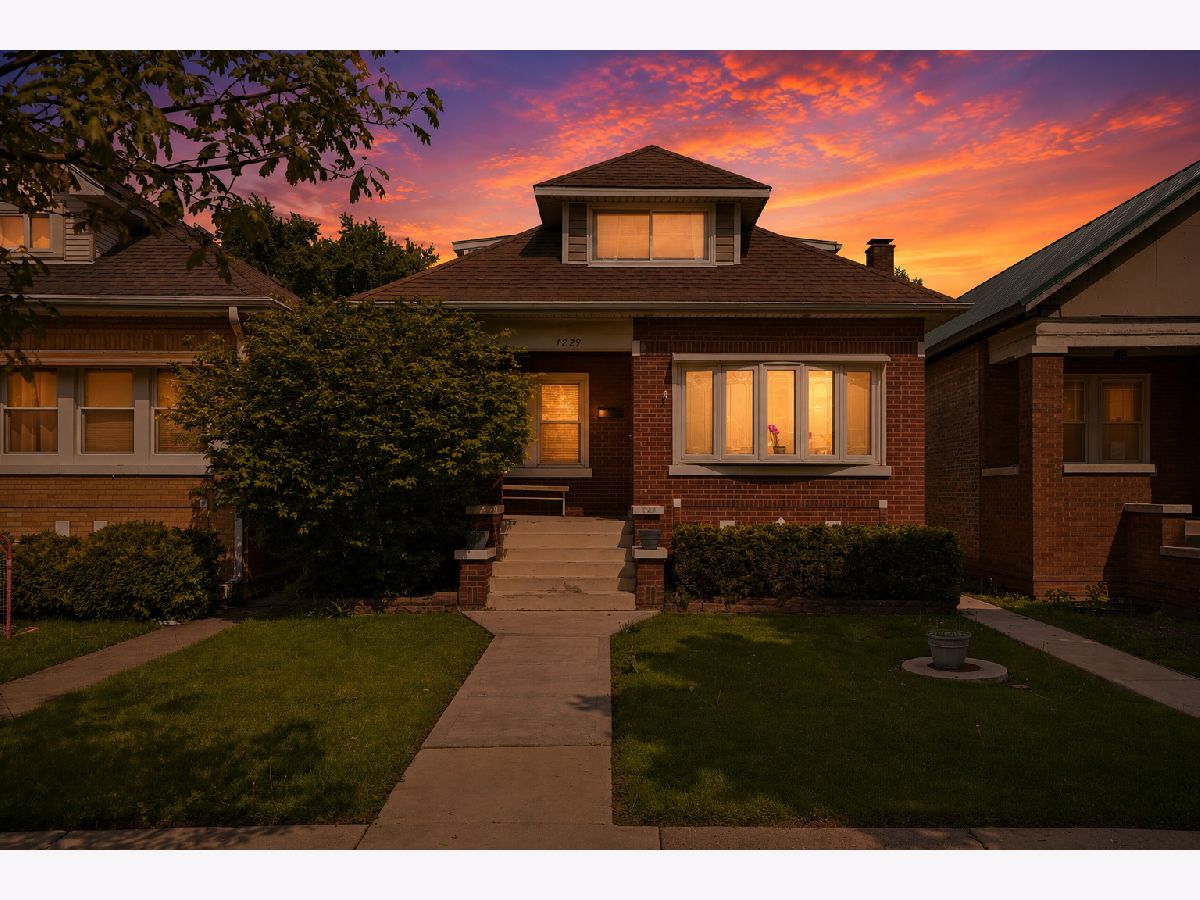  For Sale Berwyn Illinois, 1229 Maple Avenue