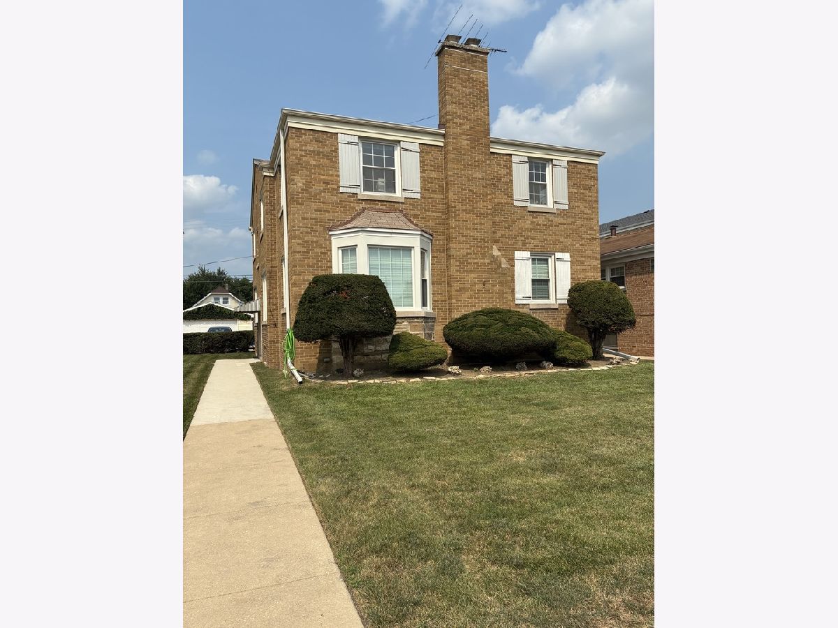  For Sale Chicago Illinois, 5865 Elston Avenue