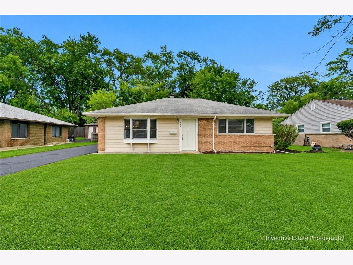 For Sale Park Forest Illinois, 426 Suwanee Street