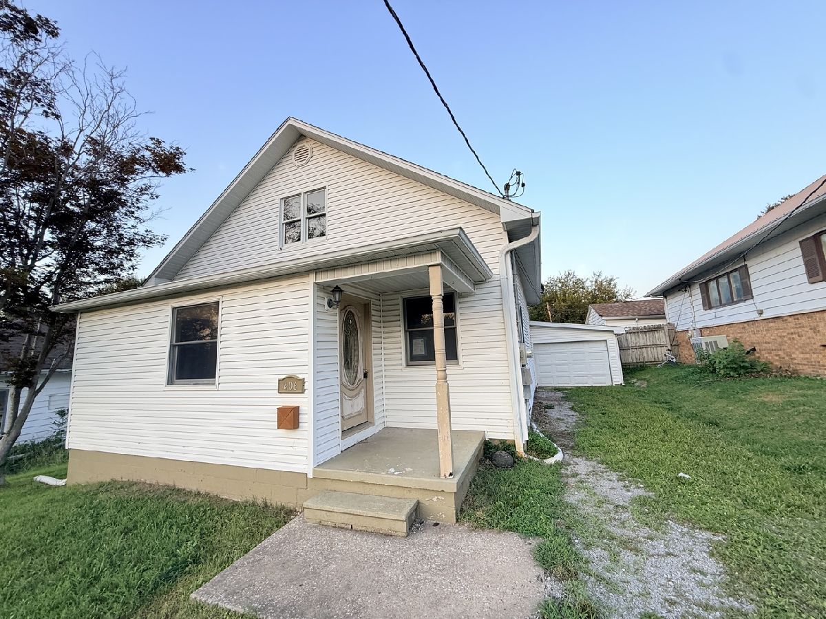  For Sale West Frankfort Illinois, 406 Gardner Street