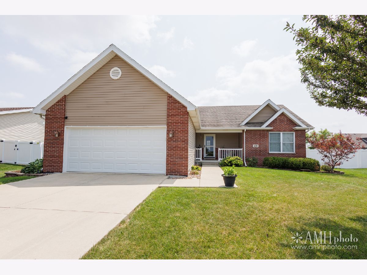 Homes For Sale Eagle Creek Bourbonnais Illinois, 650 Lookout Way