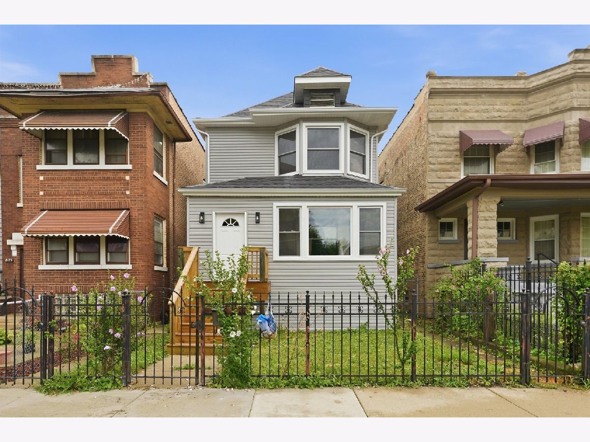  For Sale Chicago Illinois, 821 Lockwood Avenue
