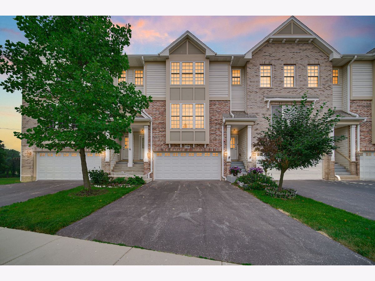 Condos & Townhomes & Homes Rented Prairie Landing Buffalo Grove Illinois, 2616 Chelsey