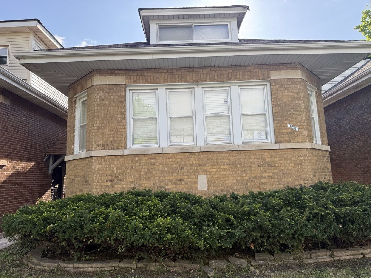  For Sale Chicago Illinois, 9355 Throop Street