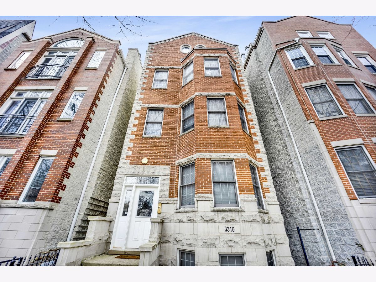  Rented Chicago Illinois, 3316 Damen