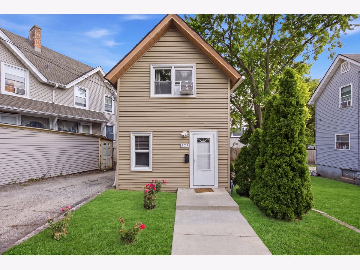  For Sale Elgin Illinois, 327 Ann Street