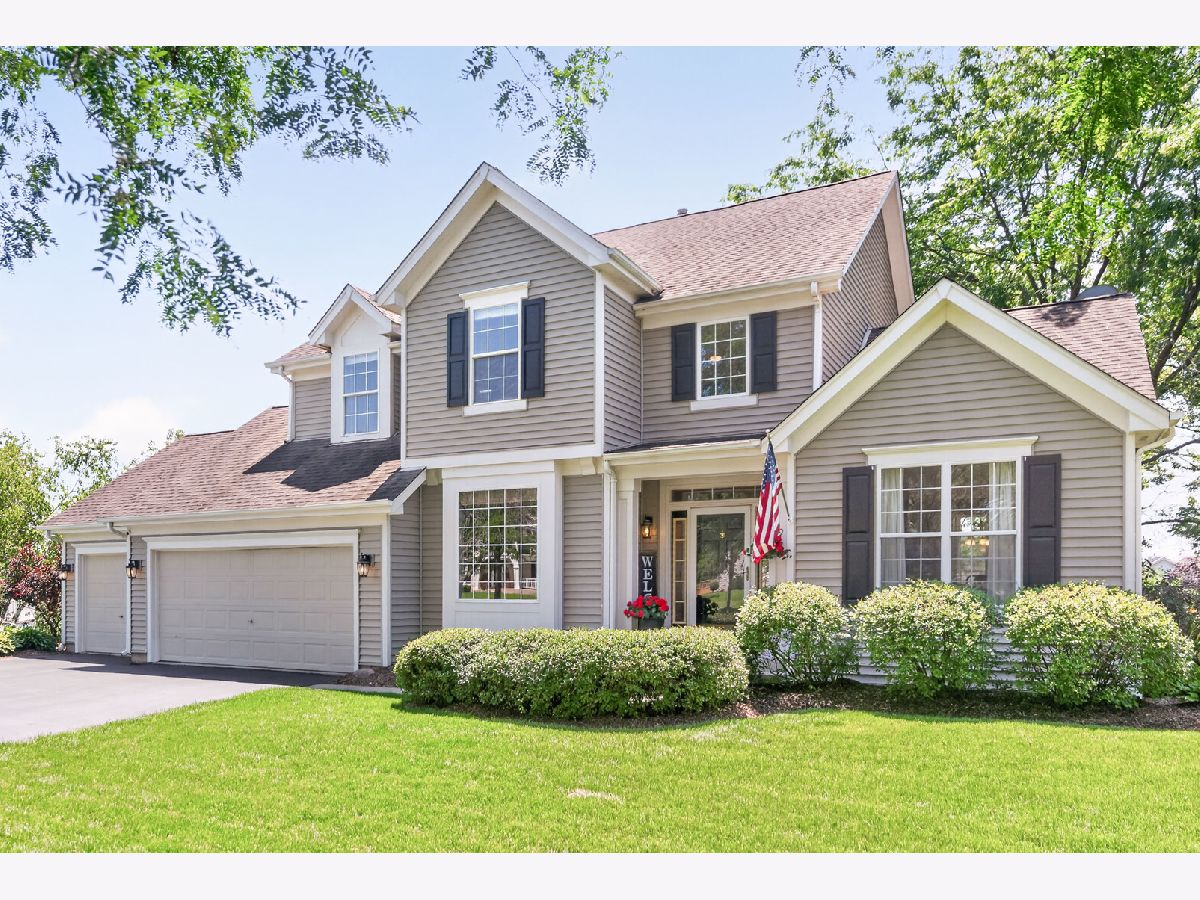  Sold West Dundee Illinois, 955 Angle Tarn