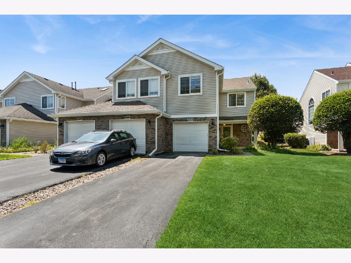  For Sale Darien Illinois, 8404 Mystic