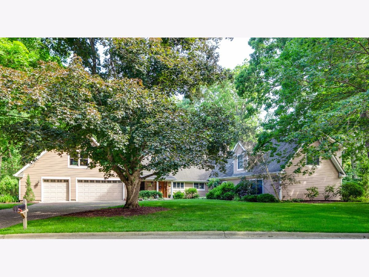  For Sale Lincolnshire Illinois, 39 Wiltshire Drive