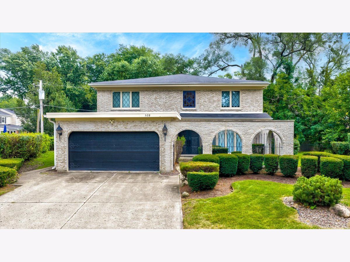  For Sale Wilmette Illinois, 528 Hunter Court