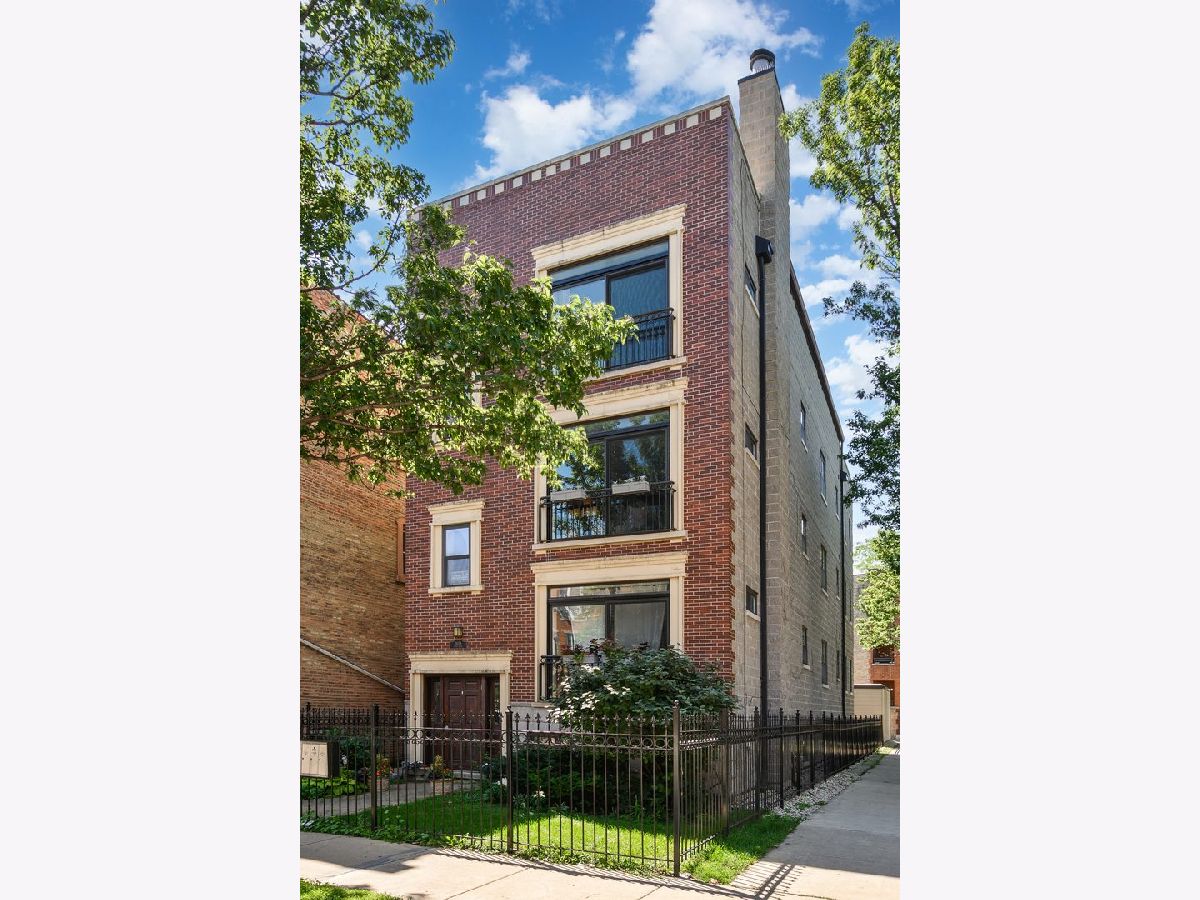  For Sale Chicago Illinois, 2659 Iowa Street