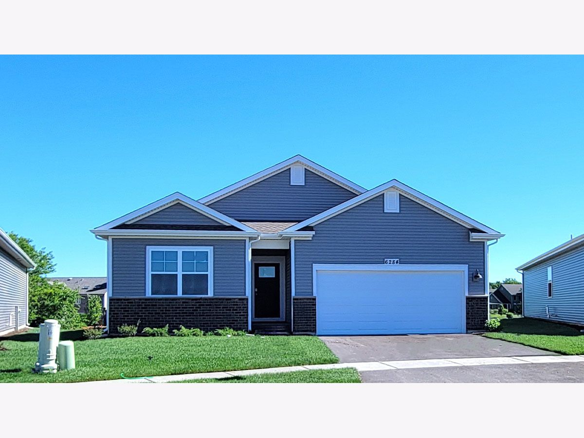  For Sale Wonder Lake Illinois, 6284 Redwood Trail