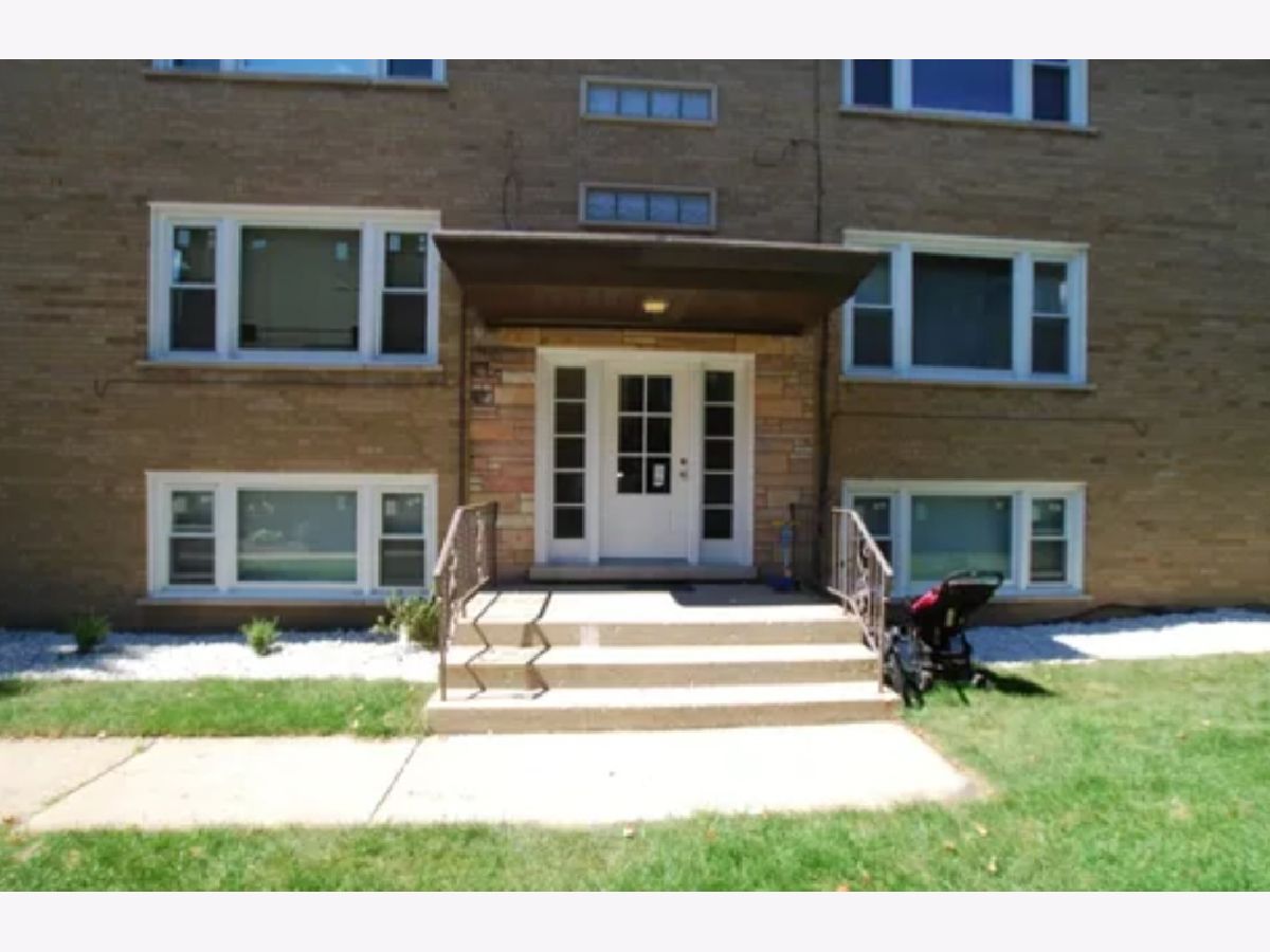  Rented North Riverside Illinois, 7816 26th