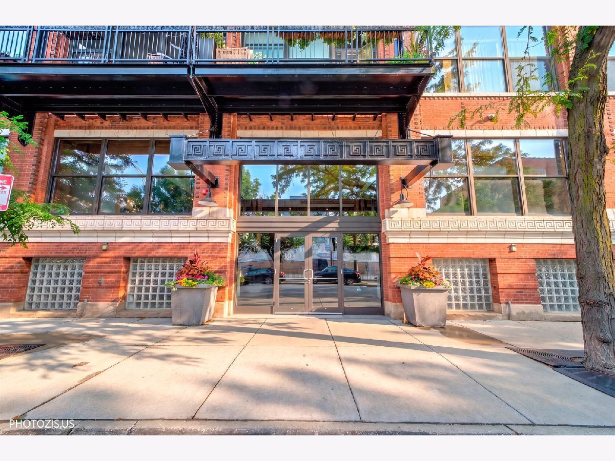 Condominiums For Rent Number 10 Lofts Chicago Illinois, 1040 Adams